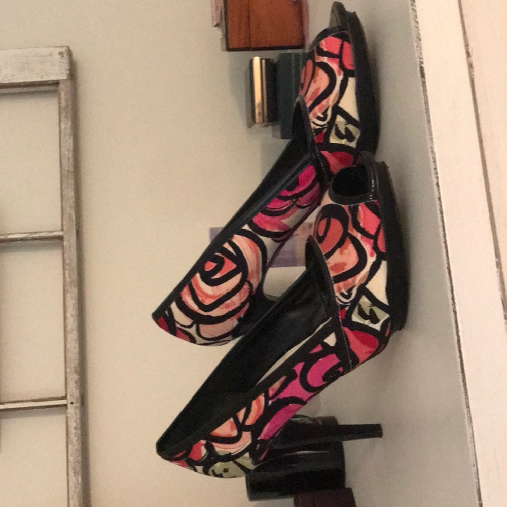 Nine West pumps